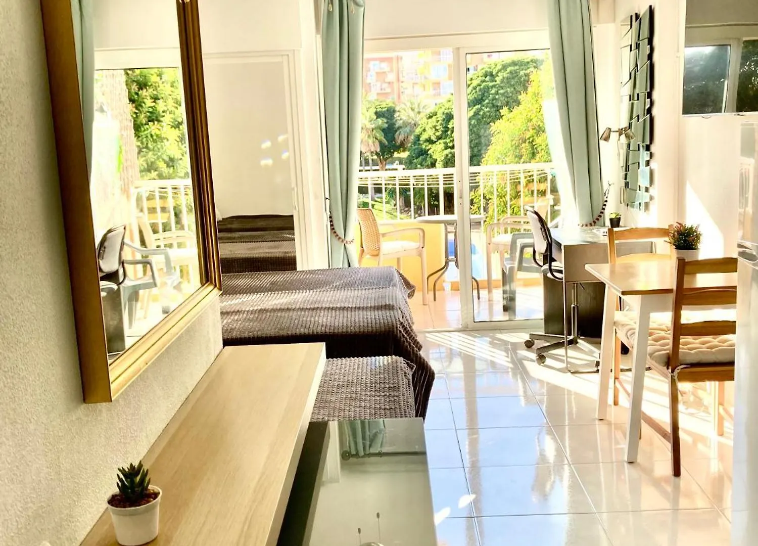 Costa Azul Studio With Pool Benalmádena